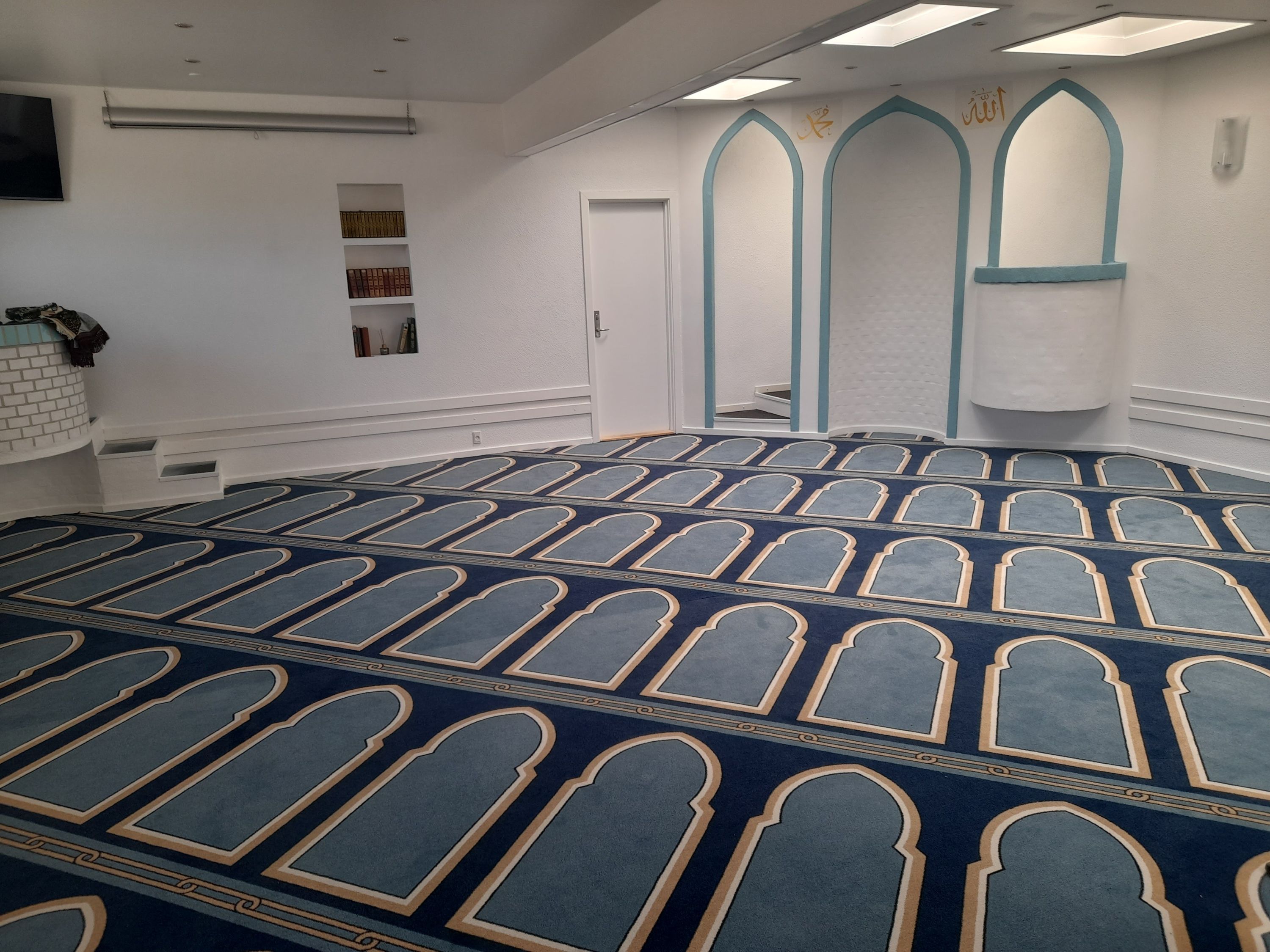 Special fremstillet belægning i Moské udført af Tæppeladen Assens